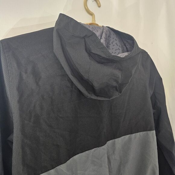 Voyager Rain Jacket Mens M Black Windbreaker Cinch Hood Full Zip Pockets EUC - Picture 7 of 13